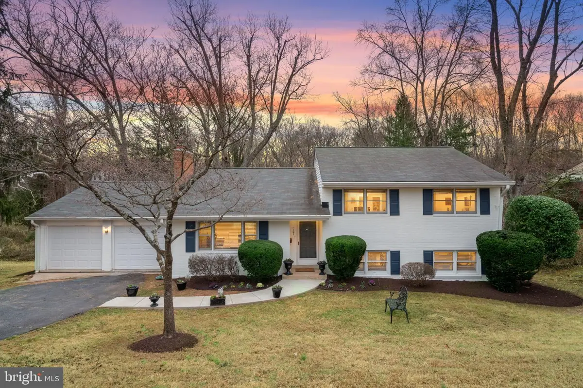 1101 Dead Run Dr, McLean, VA 22101 - Image #1