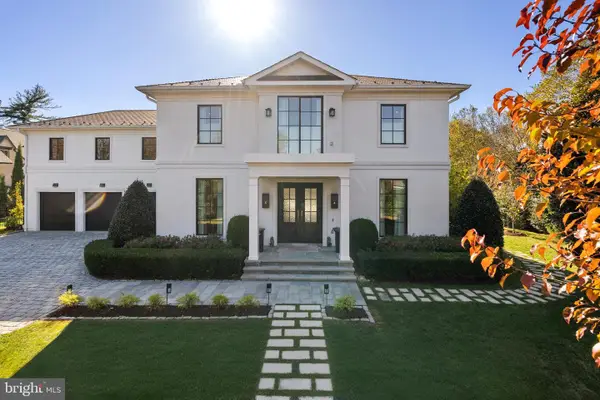 6029 Orris St, MCLEAN, VA 22101