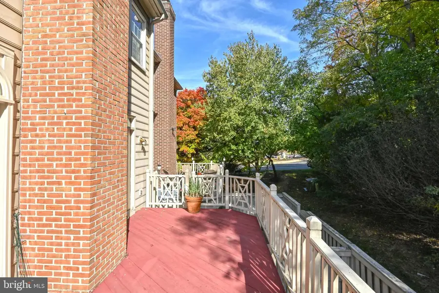2143 Wolftrap Ct, Vienna, VA 22182 - Image #3