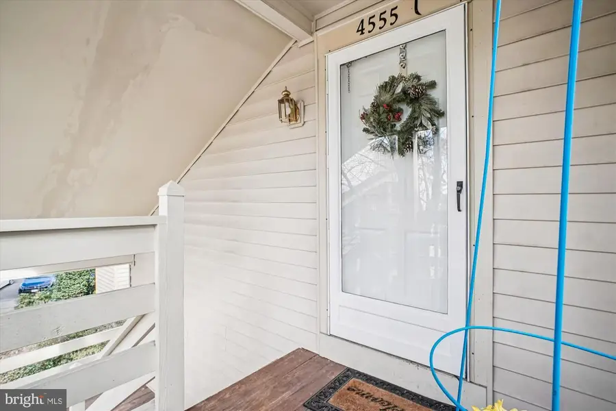 4555 Interlachen Ct #j, Alexandria, VA 22312 - Image #2
