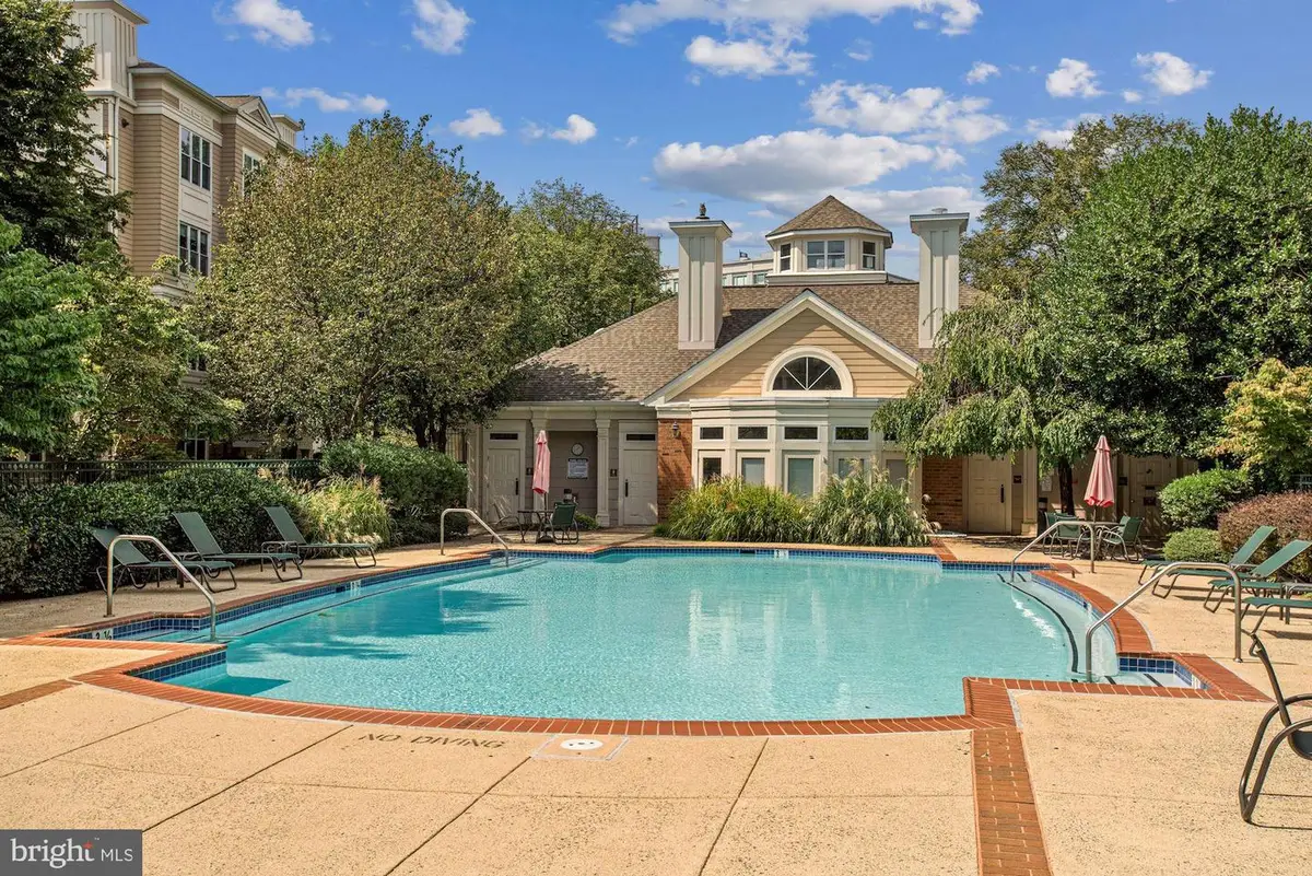 12913 Alton Sq #210, Herndon, VA 20170 - Image #1