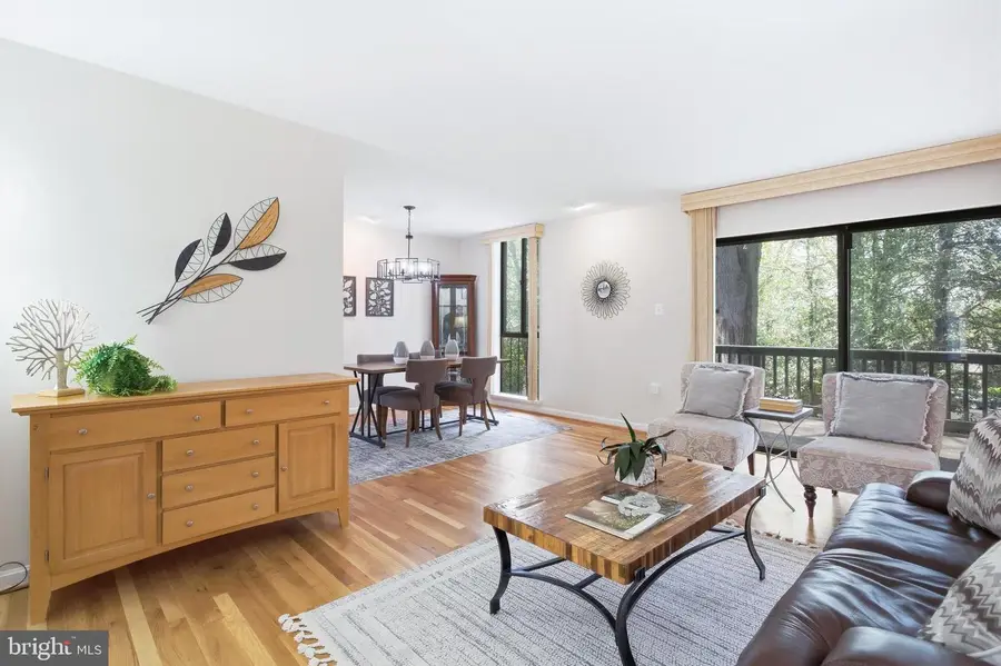 4938 Sauquoit Ln, Annandale, VA 22003 - #3