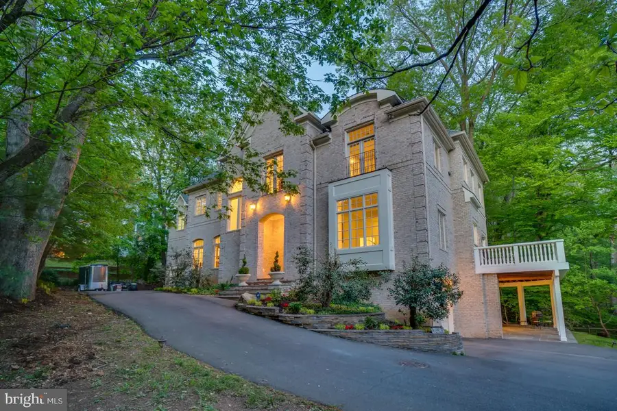 1347 Kirby Rd, McLean, VA 22101 - Image #2