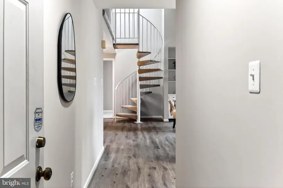 6049-b Essex House Sq, Alexandria, VA 22310 - #3