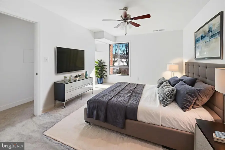 7809 Dassett #303, Annandale, VA 22003 - #2