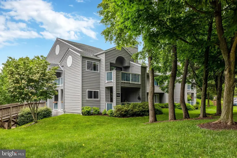 1504-e Summerchase Ct, Reston, VA 20194 - #3