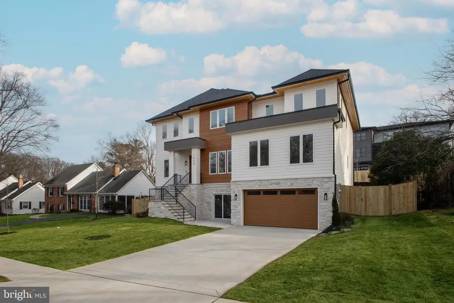 1935 Foxhall Rd, McLean, VA 22101 - Image #3