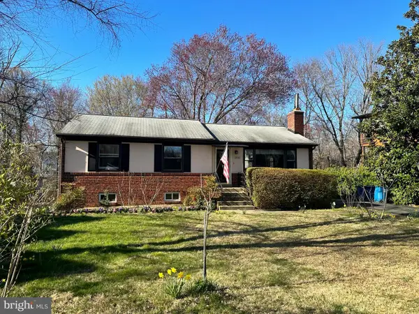 6848 Mcfall Pl, MCLEAN, VA 22101