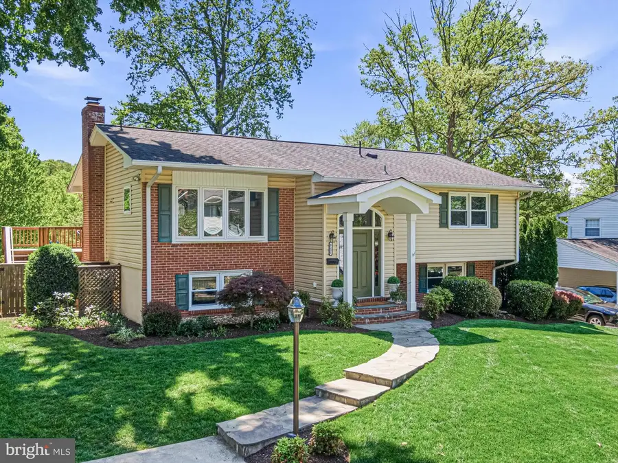 8231 Mcneil St, Vienna, VA 22180 - #2