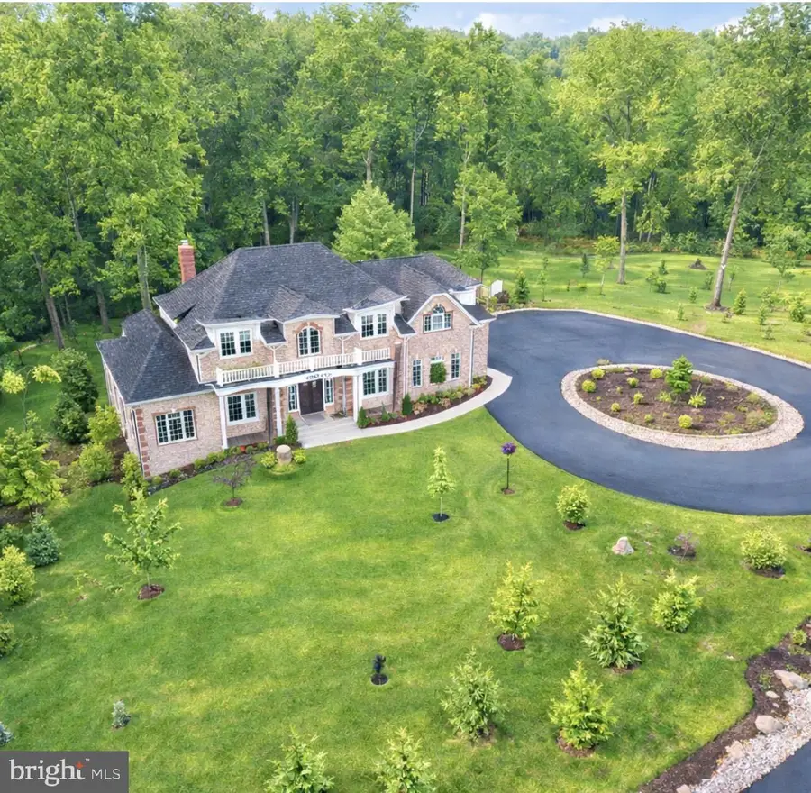 7501 Clifton Rd, Clifton, VA 20124 - #2