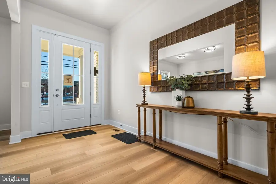 7505 Magarity Rd, Falls Church, VA 22043 - #3