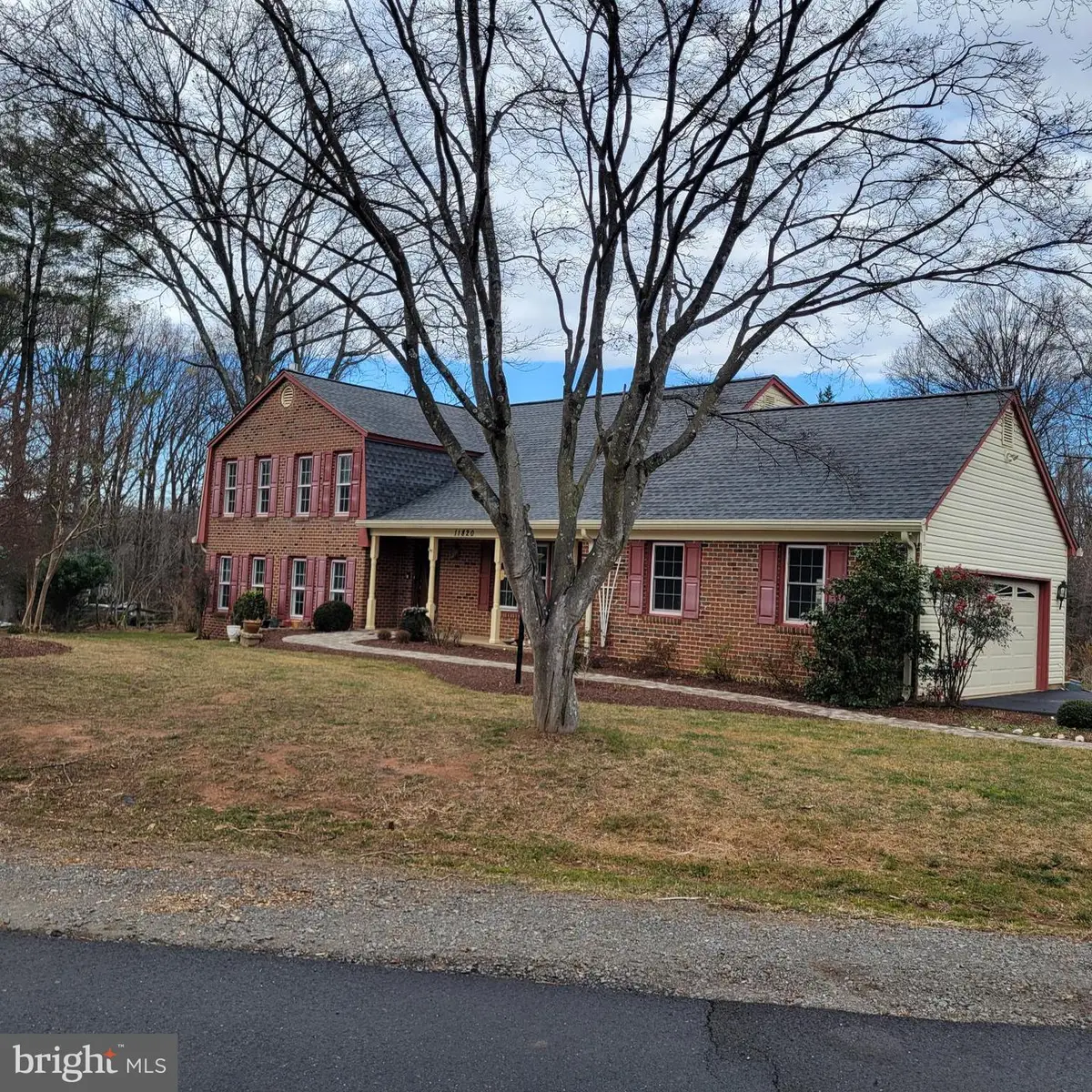 11820 Wayland St, Oakton, VA 22124 - Image #1