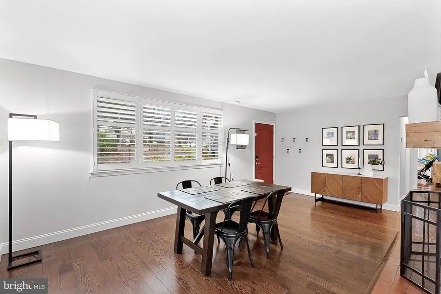 7226 Tod St, Falls Church, VA 22046 - Image #2