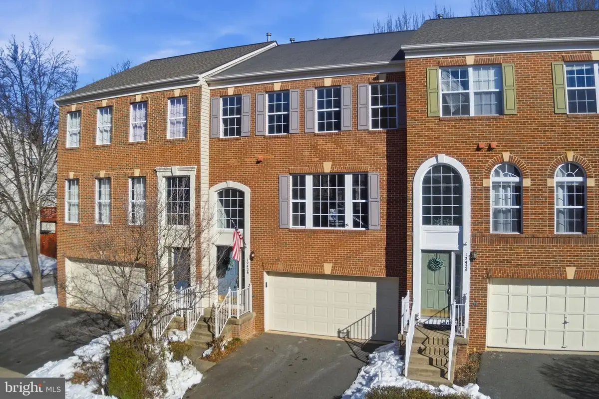 12426 Casbeer Dr, Fairfax, VA 22033 - #1