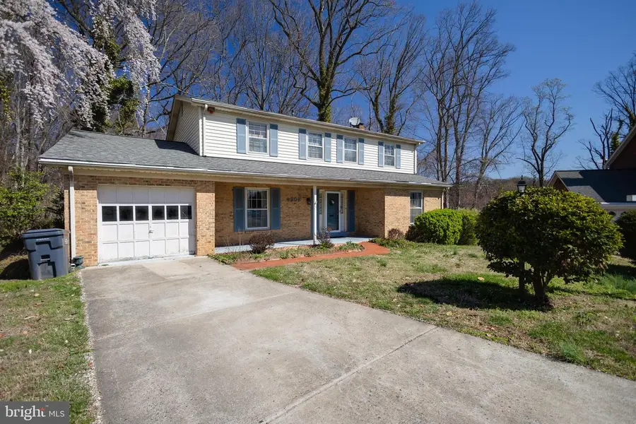 4202 Stanby Ct, Alexandria, VA 22312 - #3