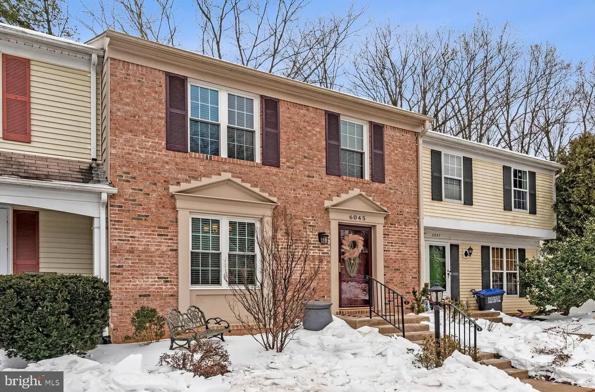 6045 Meyers Landing Ct, Burke, VA 22015 - Image #1