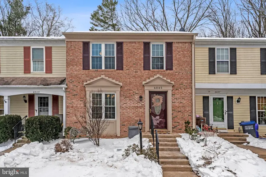 6045 Meyers Landing Ct, Burke, VA 22015 - Image #2