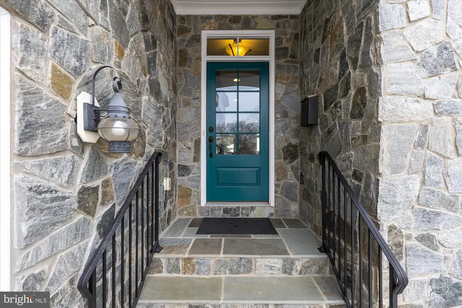 6618 Gordon Ave, Falls Church, VA 22046 - #2