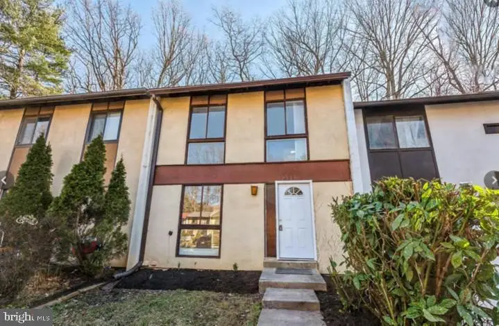 2315 Emerald Heights Ct, Reston, VA 20191 - Image #2