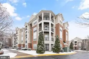 12913 Centre Park Cir #102, Herndon, VA 20171 - Image #2