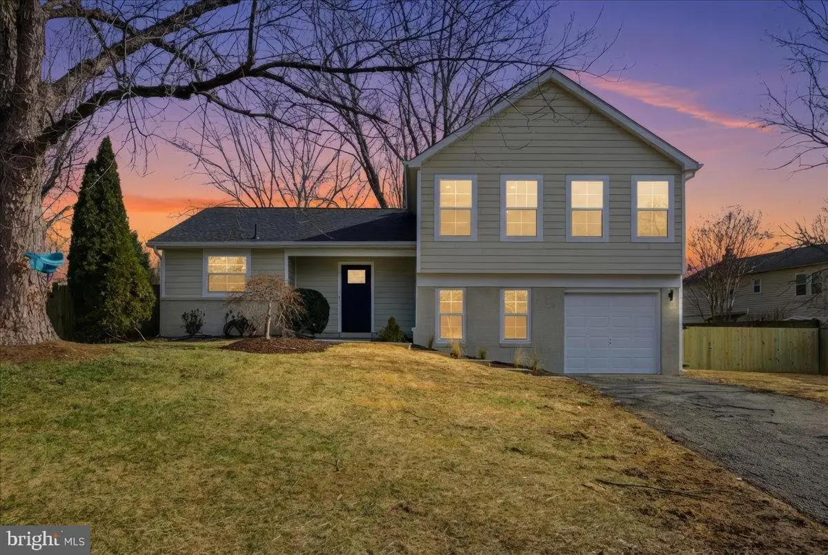 4529 Flintstone Rd, Alexandria, VA 22306 - #1