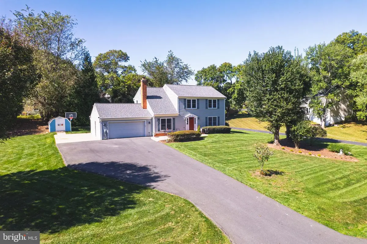 6116 Kings Color Dr, Fairfax, VA 22030 - Image #1