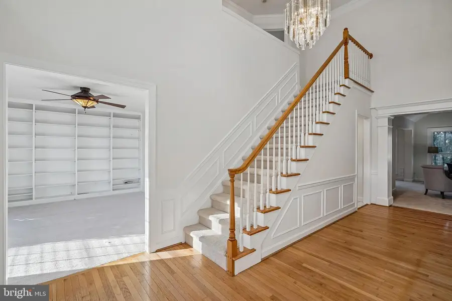 11928 Parkside Dr, Fairfax, VA 22033 - Image #3