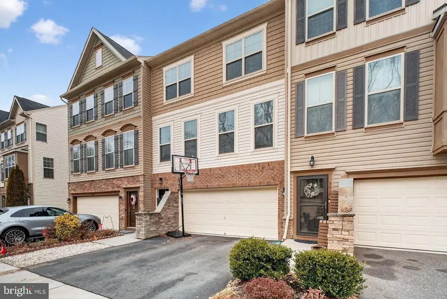 9020 Endicott Pl, Lorton, VA 22079 - #2