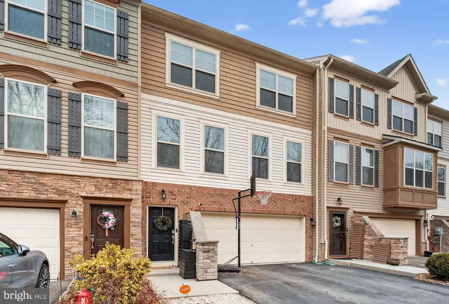 9020 Endicott Pl, Lorton, VA 22079 - #3