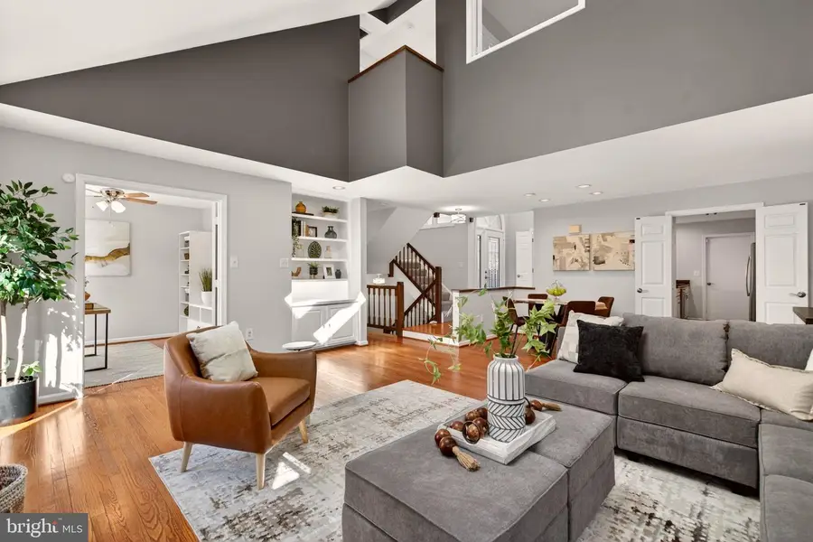 2924 Elmesmeade Ct, Oakton, VA 22124 - Image #3