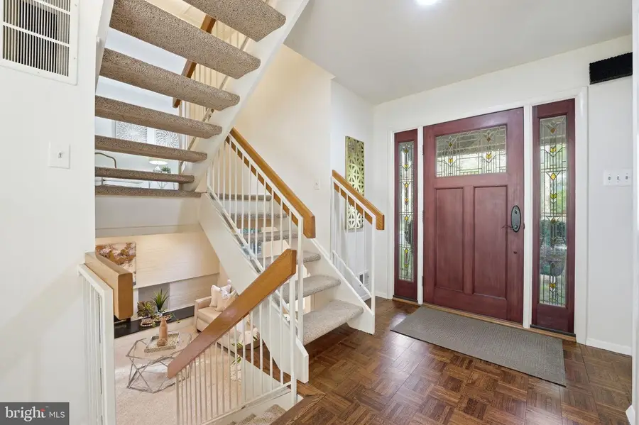 11002 Ring Rd, Reston, VA 20190 - #2