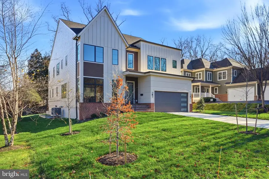 2107 Greenwich St, Falls Church, VA 22043 - Image #2