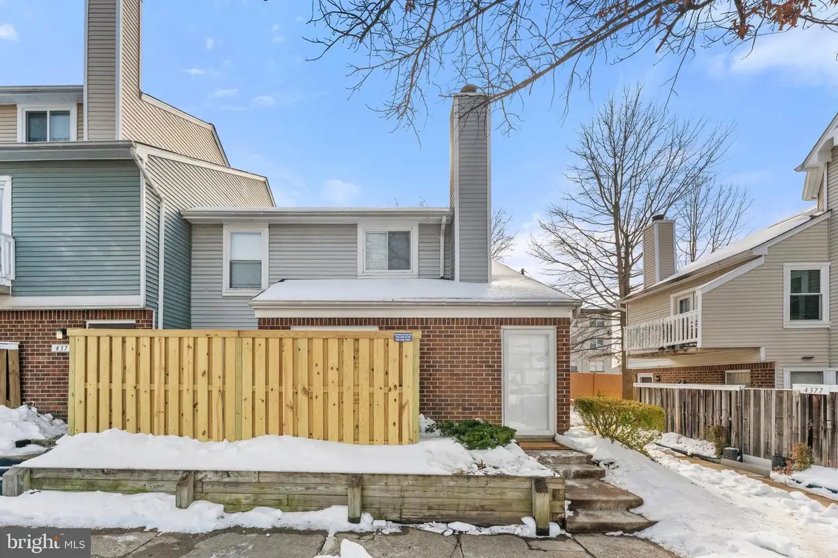 4375 Pembrook Village Dr #62, Alexandria, VA 22309 - Image #1