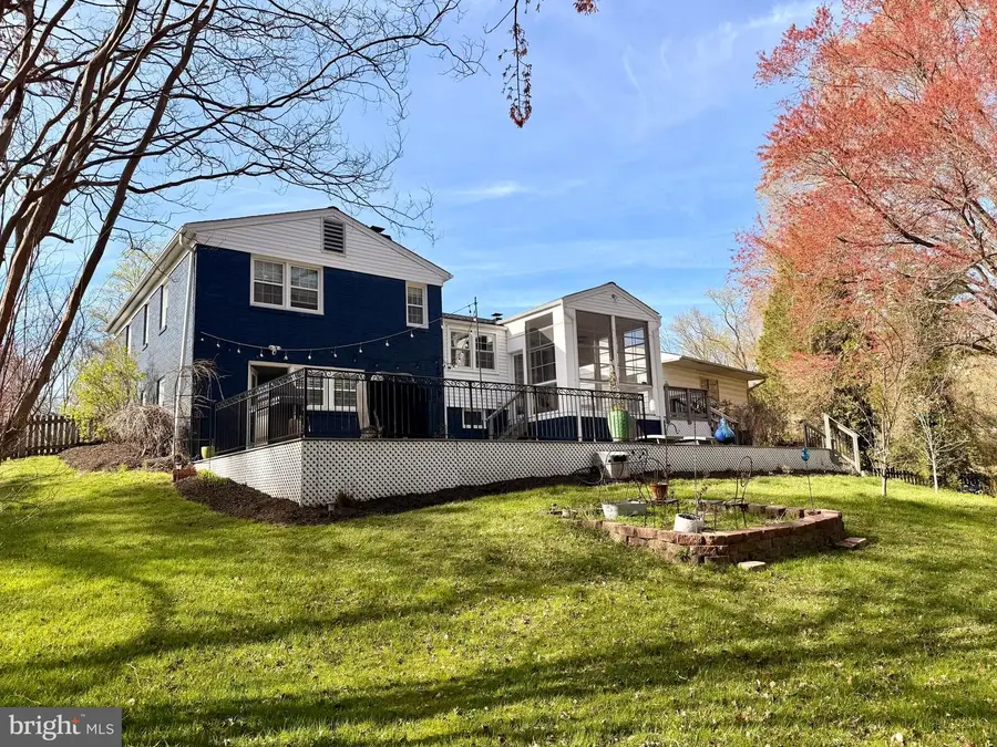 1907 Shannon Ct, Alexandria, VA 22306 - #3