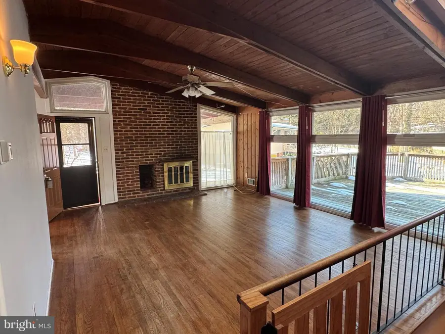 7527 Friar Tuck Ct, Falls Church, VA 22042 - Image #3