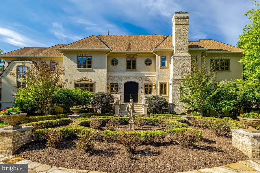 608 Kentland Dr, Great Falls, VA 22066 - #2
