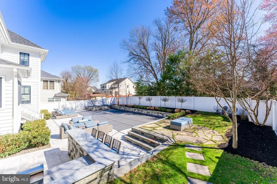 6805 Lumsden St, McLean, VA 22101 - #3