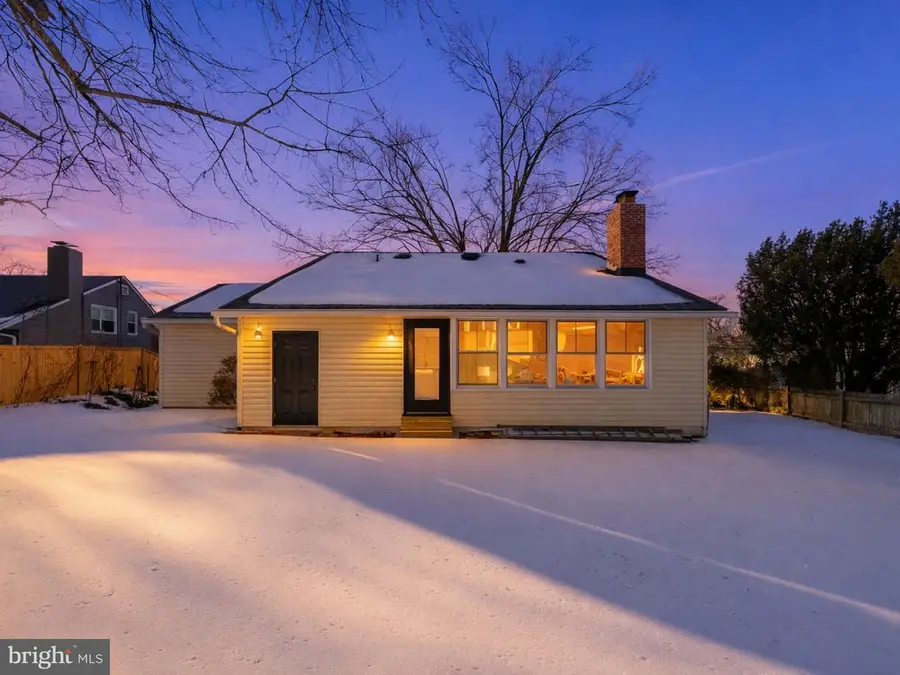 3021 Graham Rd, Falls Church, VA 22042 - Image #2