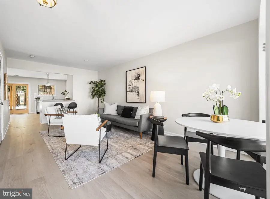 13109 Shadowbrook Ln, Fairfax, VA 22033 - #2