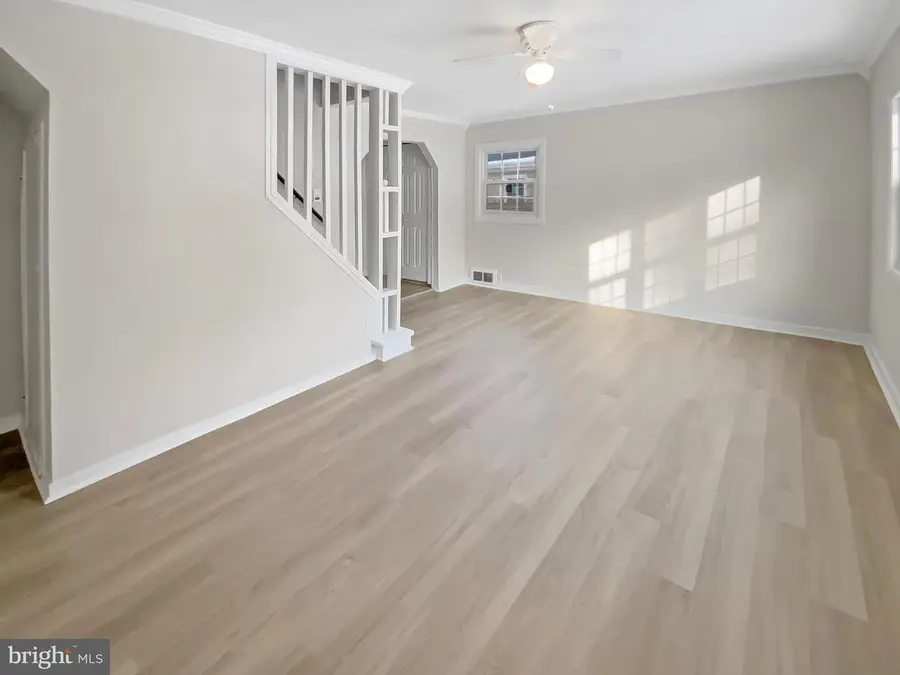 3118 Burgundy Rd, Alexandria, VA 22303 - #3