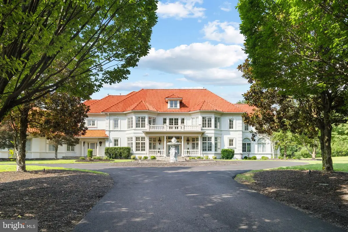 9500 Georgetown Pike, Great Falls, VA 22066 - Image #1