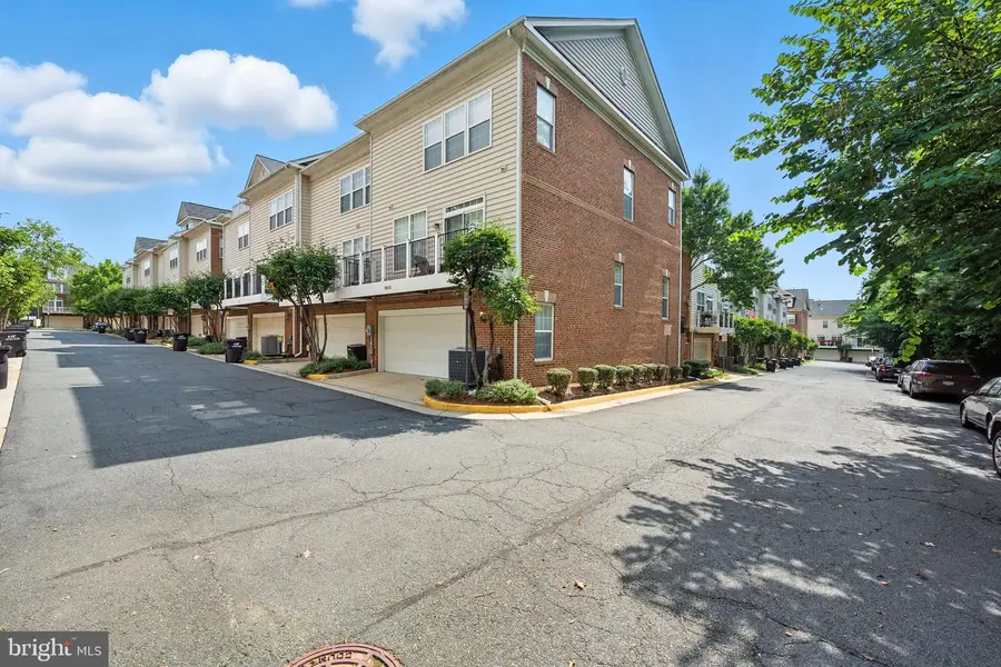 8015 Reserve Way, Vienna, VA 22182 - Image #2