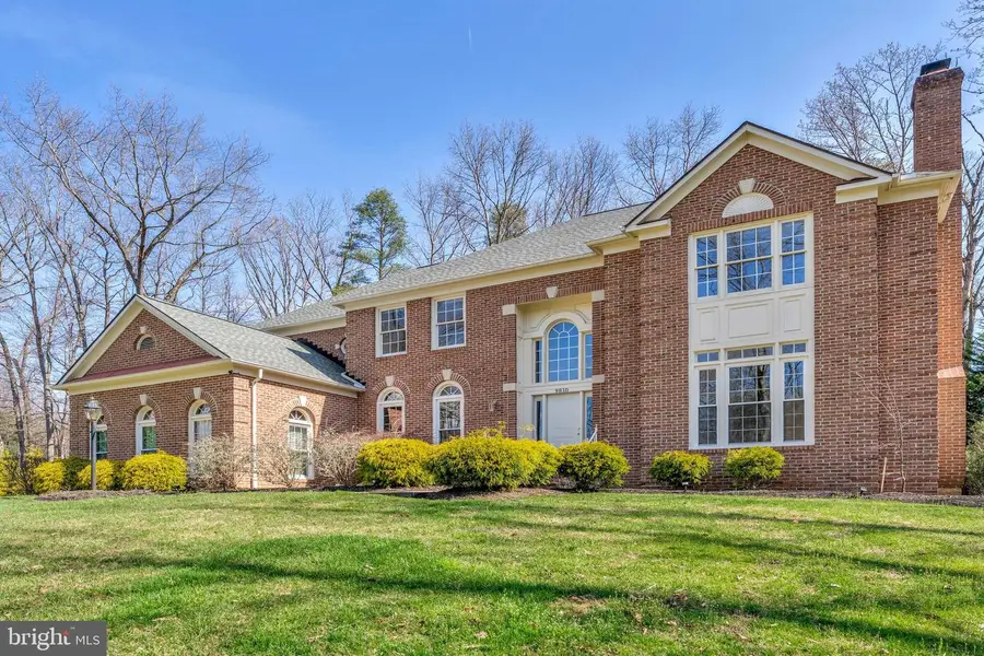 9810 Portside Dr, Burke, VA 22015 - #2