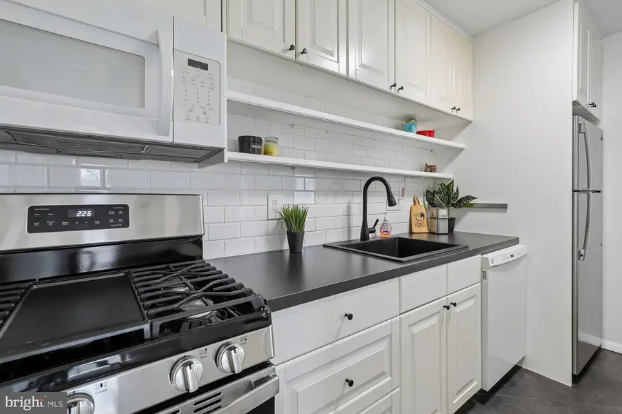 8000 Le Havre Pl #13, Falls Church, VA 22042 - #2