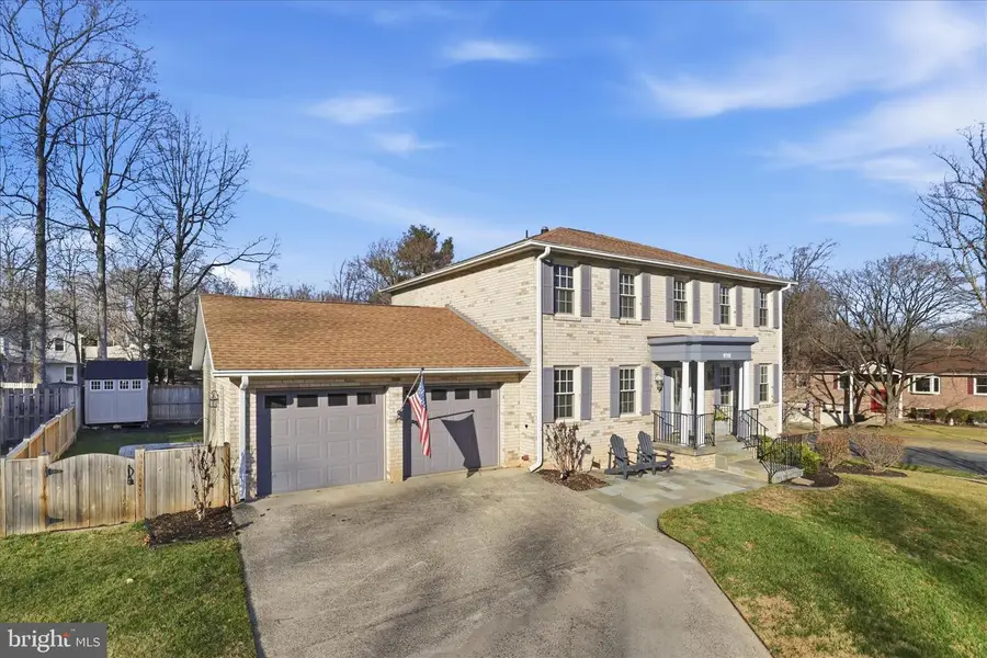 9712 Klimt Ct, Burke, VA 22015 - Image #3