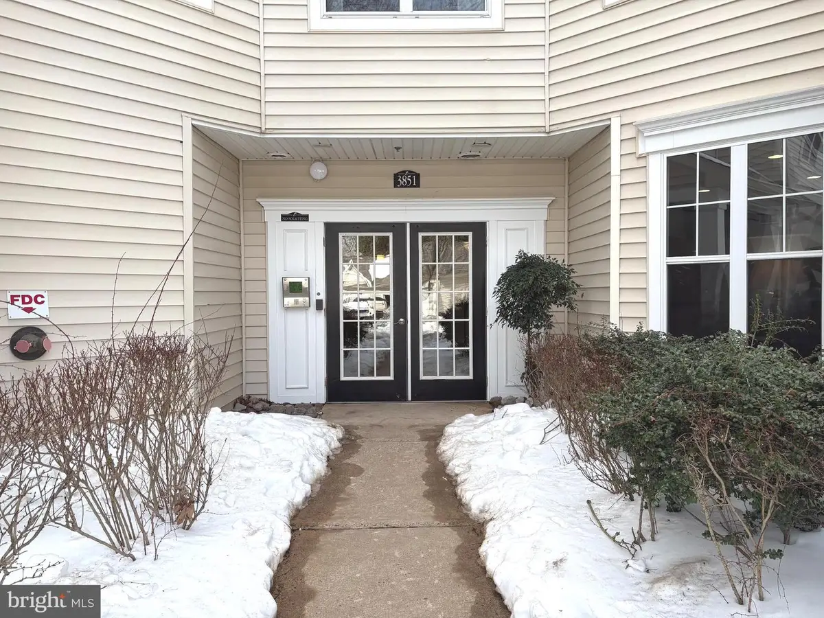 3851 Aristotle Ct #1-404, Fairfax, VA 22030 - Image #1