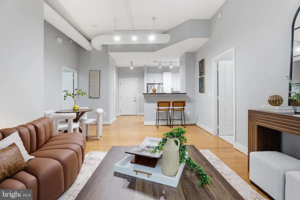 4490 Market Commons Dr #112, Fairfax, VA 22033 - #1