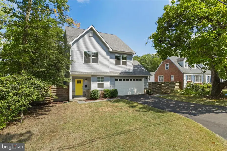 6625 Oak Dr, Alexandria, VA 22306 - Image #3