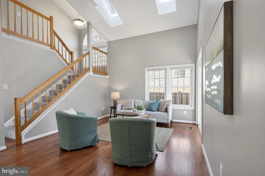 7501 Cross Gate Ln, Alexandria, VA 22315 - #2