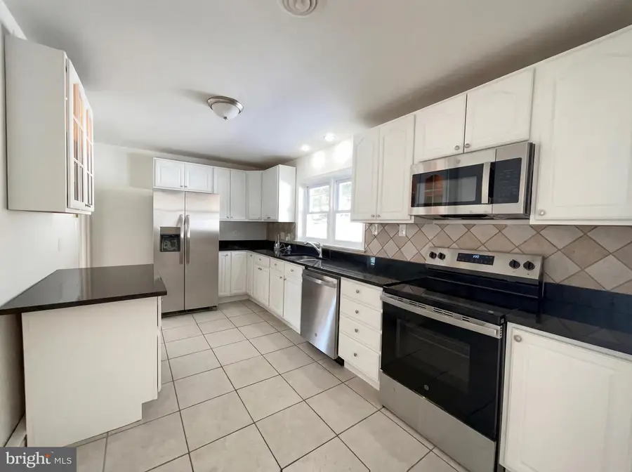 6048 Old Telegraph Rd, Alexandria, VA 22310 - #2